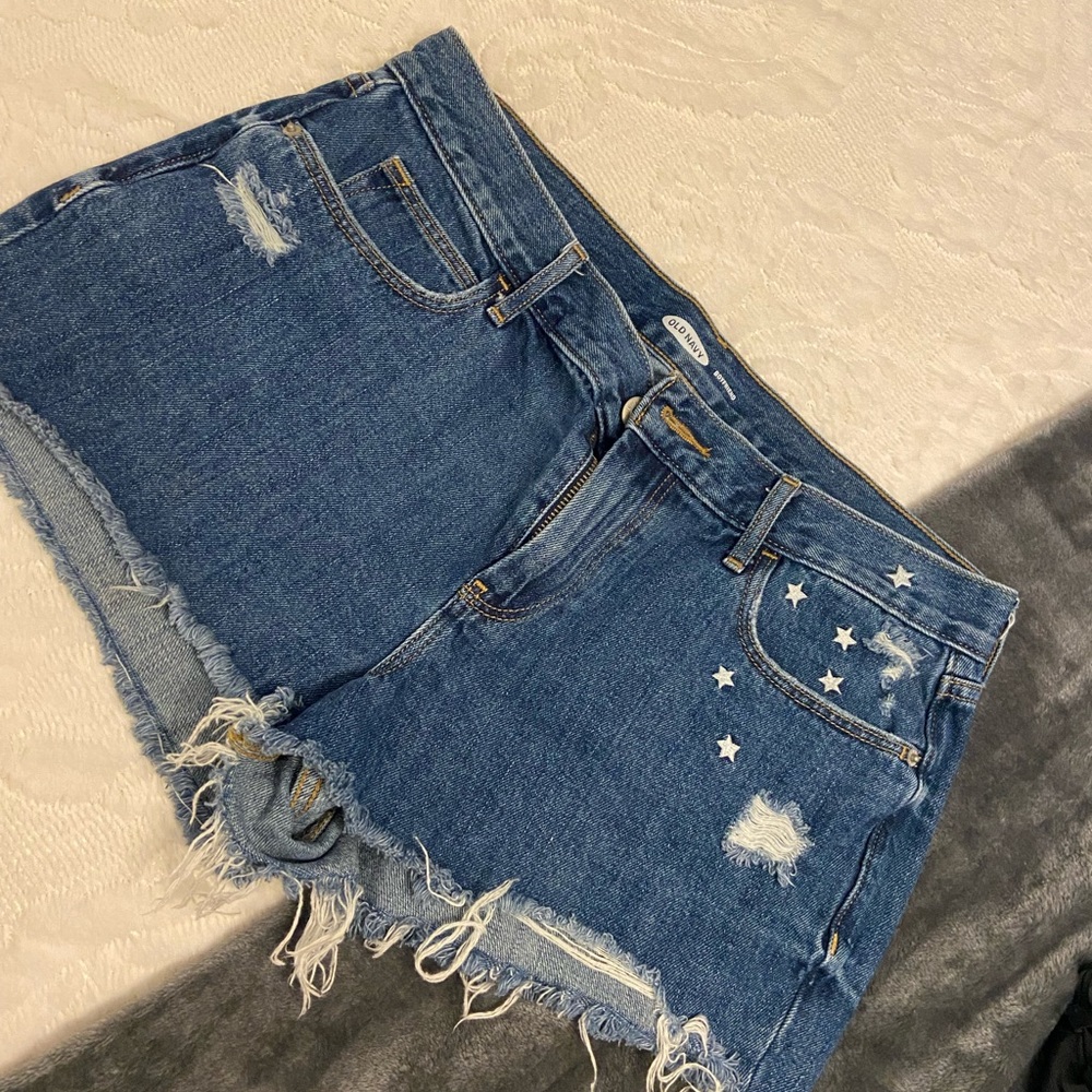 Old Navy shorts with stars